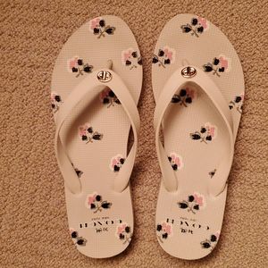 Coach flip flops